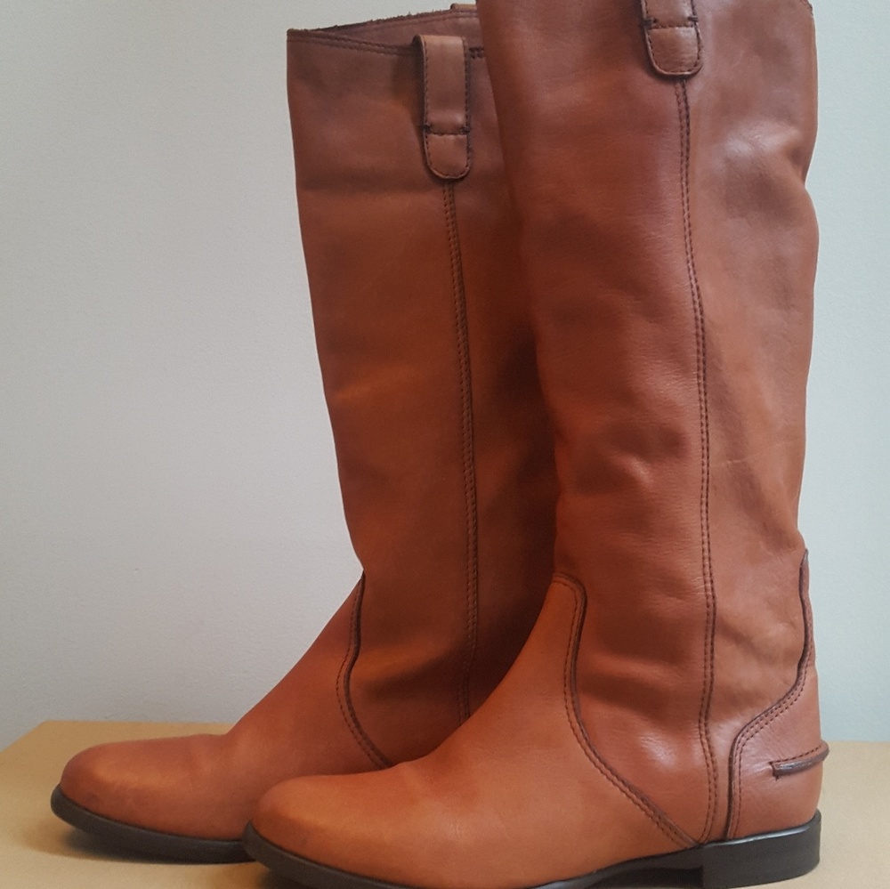 Leather boots